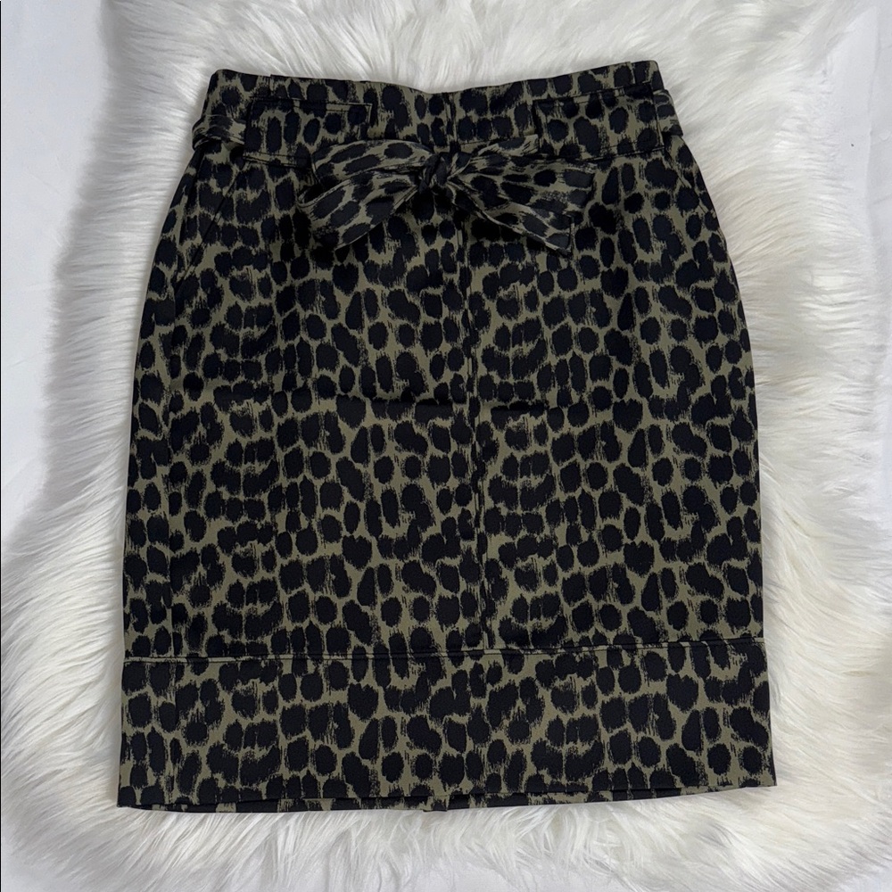 Banana Republic Black and Tan Leopard Pencil Skirt